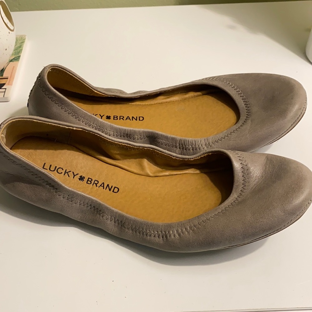 Lucky brand flats